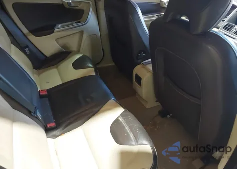 2011 Volvo Xc60 3.2 from USA, damaged, VIN YV4952DL1B2164886